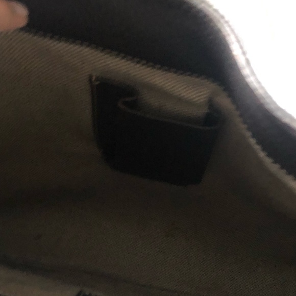 Dooney & Bourke brown leather hobo - Picture 7 of 7